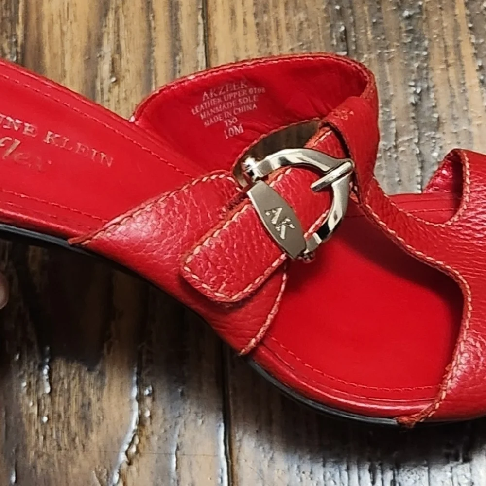 Anne Klein Red Leather iflex Monogram Bold Buckle Heels Sandals Size 10
